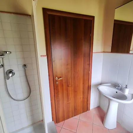 Casa Con Piscina Tra Le Colline